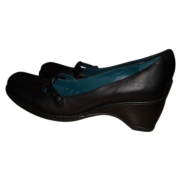 Kenneth Cole Reaction Black Leather Mary Jane Wedge Heels Women’s Size 9 Comfort - Picture 8 of 9